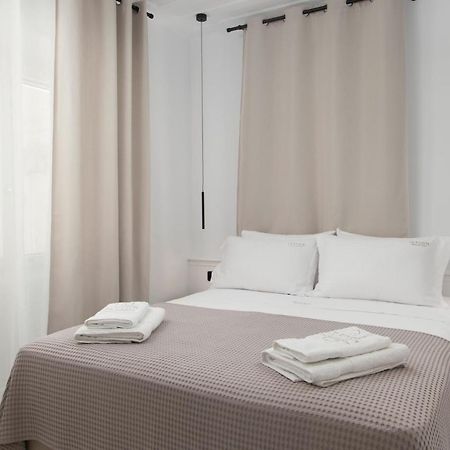 Istion Andros Luxury Suites Extérieur photo
