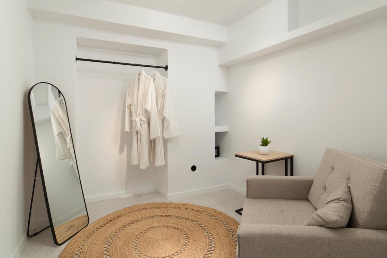 Istion Andros Luxury Suites Extérieur photo